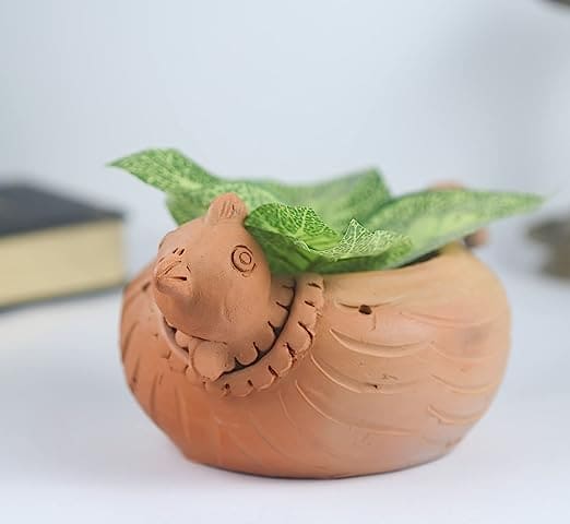 Khavi Arts Premiun Artisanal Handmade Terracotta Clay Chicken Shaped Pot/ Planter for Indoor Plants | Ideal for Home Decor or Showpiece or Key Holder| Eco Friendly | Made by Rural Artisans | Perfect for Balcony and Gifting