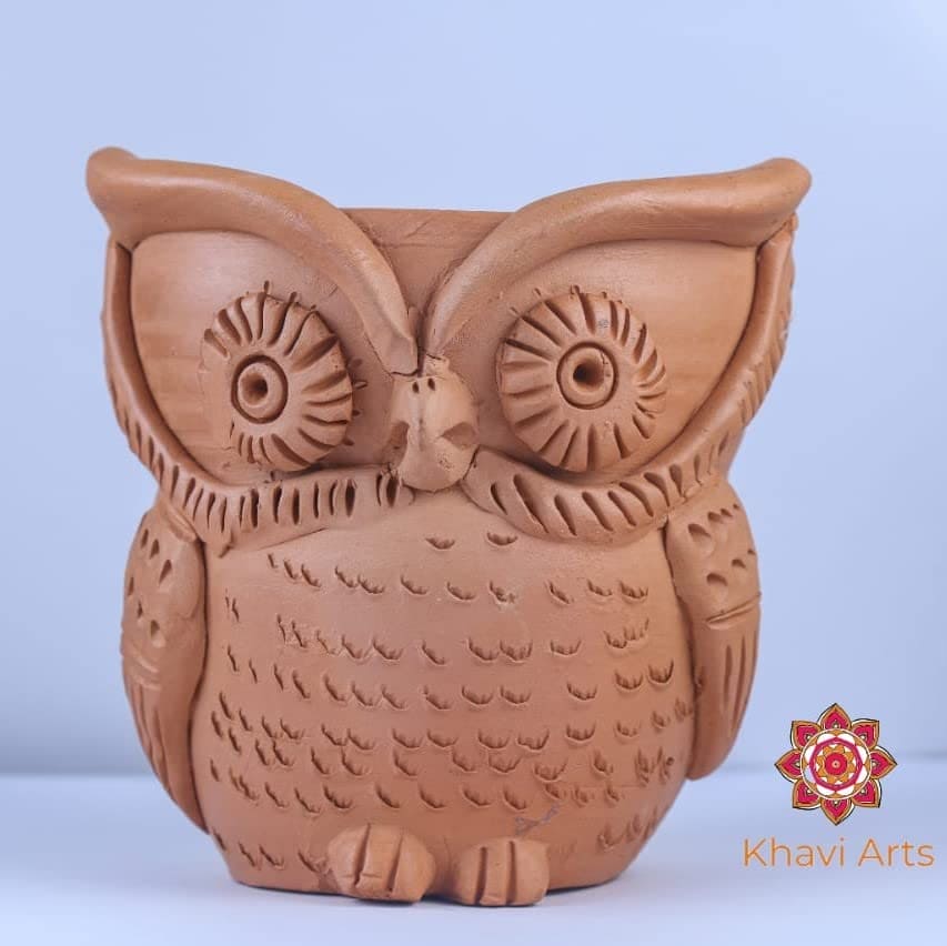 Khavi Arts Handmade Terracotta Clay Owl Shaped Pot/ Planter for Indoor Plants | Ideal for Home Decor or Showpiece or Key Holder | Handmade Pottery