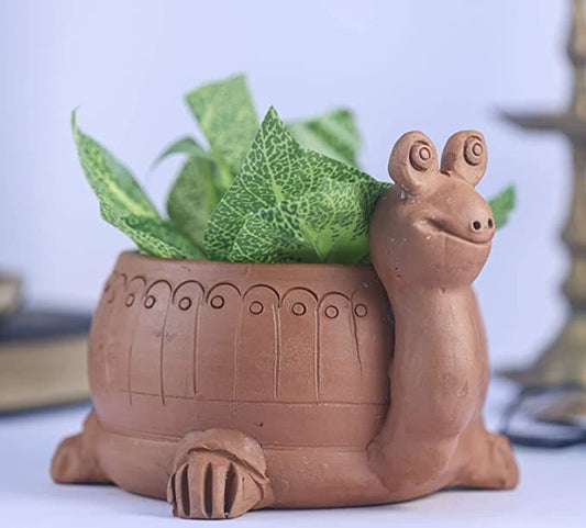 Khavi Arts Handmade Terracotta Clay Snail Shaped Pot/ Planter for Indoor Plants | Ideal for Home Decor or Showpiece or Key Holder| Eco Friendly